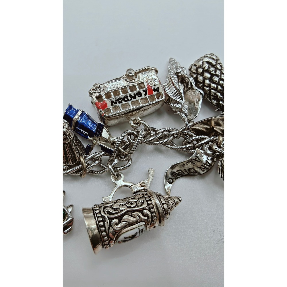 Vintage World Travelers Charm Bracelet Silver  55g London Vegas Munich & more - Picture 12 of 16